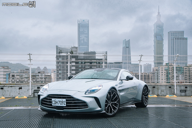 與車輛更緊密結合!Apple CarPlay Ultra實際體驗 feat. Aston Martin Vantage S