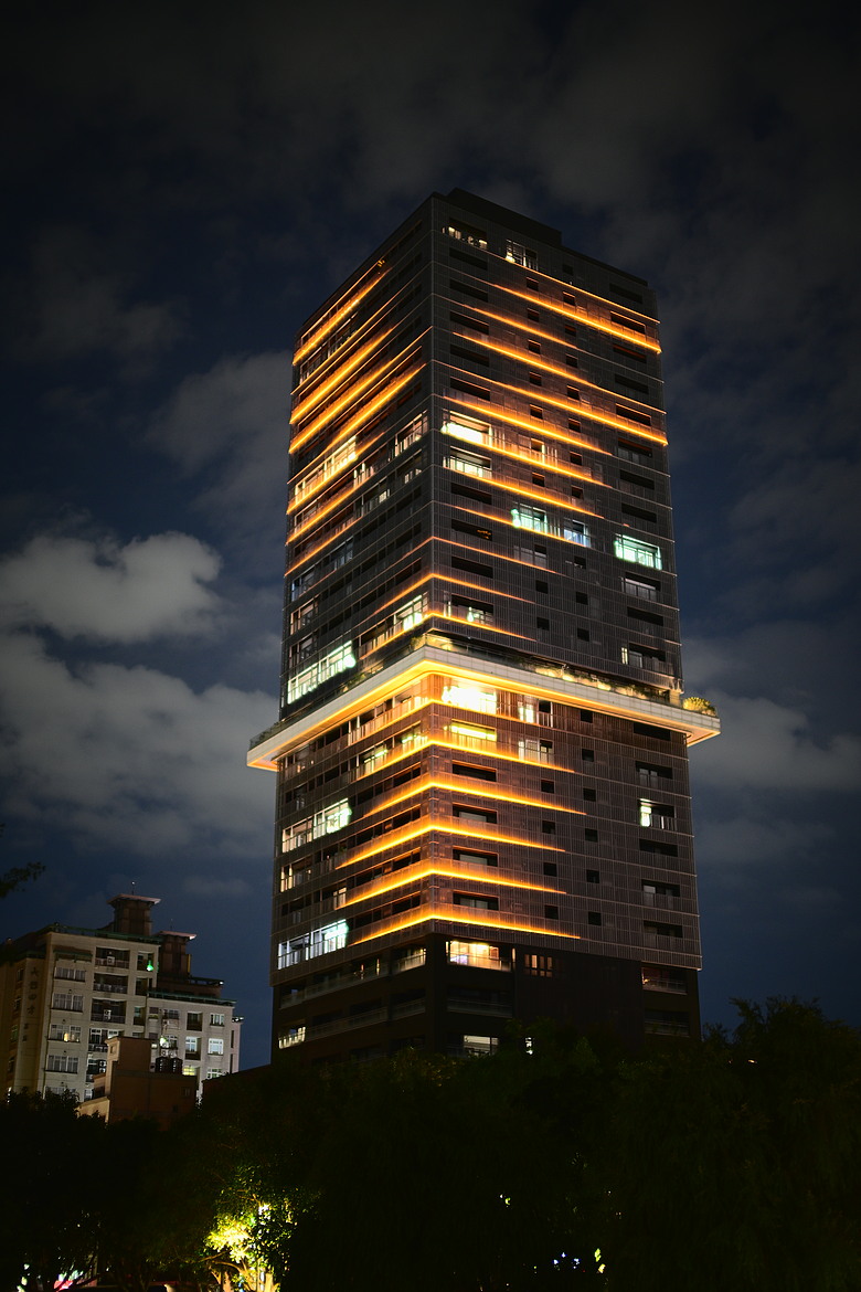 ZF+LAOWA Argus 45mm f/0.95 麗池-夜