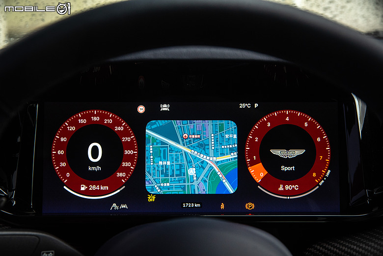 與車輛更緊密結合!Apple CarPlay Ultra實際體驗 feat. Aston Martin Vantage S