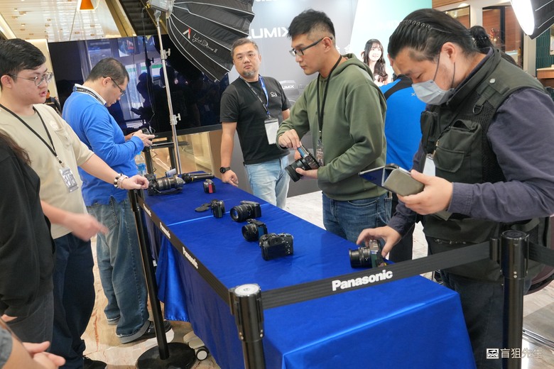【盲狙先生傳125】Panasonic LUMIX S9/G97 輕便型相機新品體驗會開箱 | 小巧全畫幅與M43隨身旅拍相機的完全體驗!!