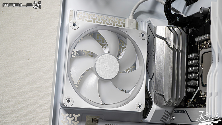 【開箱】賊船MATX海景殼 | CORSAIR 2800X RS-R ARGB WEHITE
