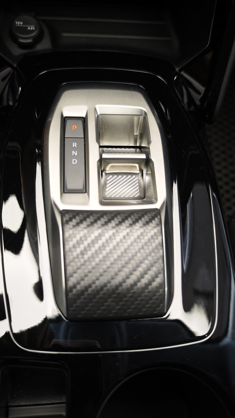 一個願望的實現 - Peugeot 208 小改款試駕