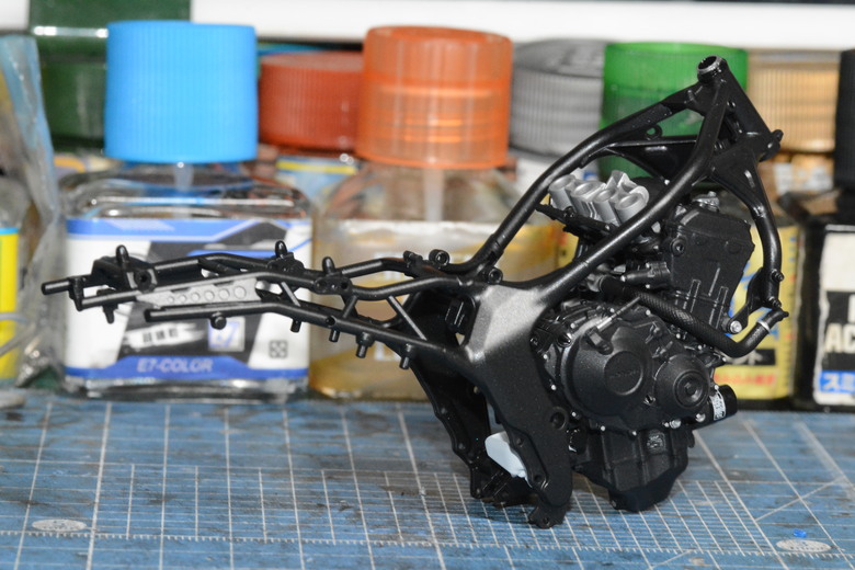 【模型製作】TAMIYA 1/12 HONDA CB1000F (圖多)