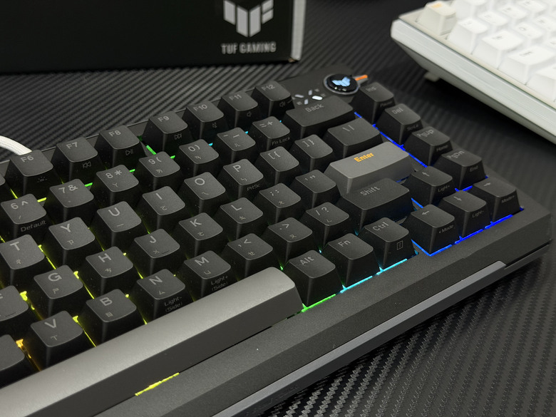 【開箱｜心得】支援熱插拔的磁軸屆CP值天花板！｜ASUS TUF Gaming K4 Magnetic