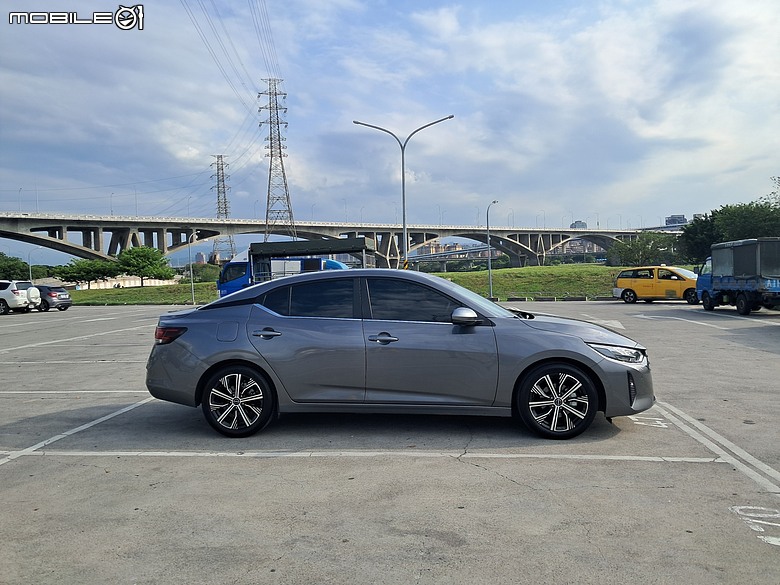★ NISSAN の 萬華老店《 SENTRA & 仙草 》交織的耐久哲學