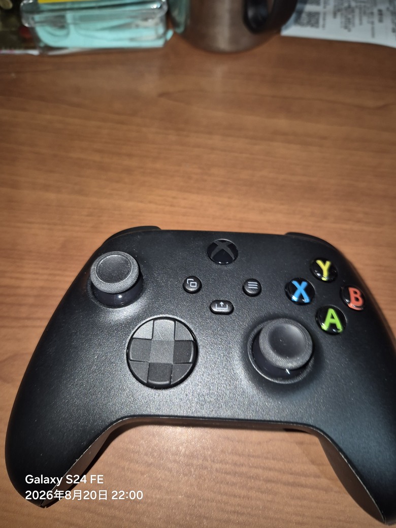 買一個微軟遊戲手把，卻是棒球遊戲不能夠用手把玩