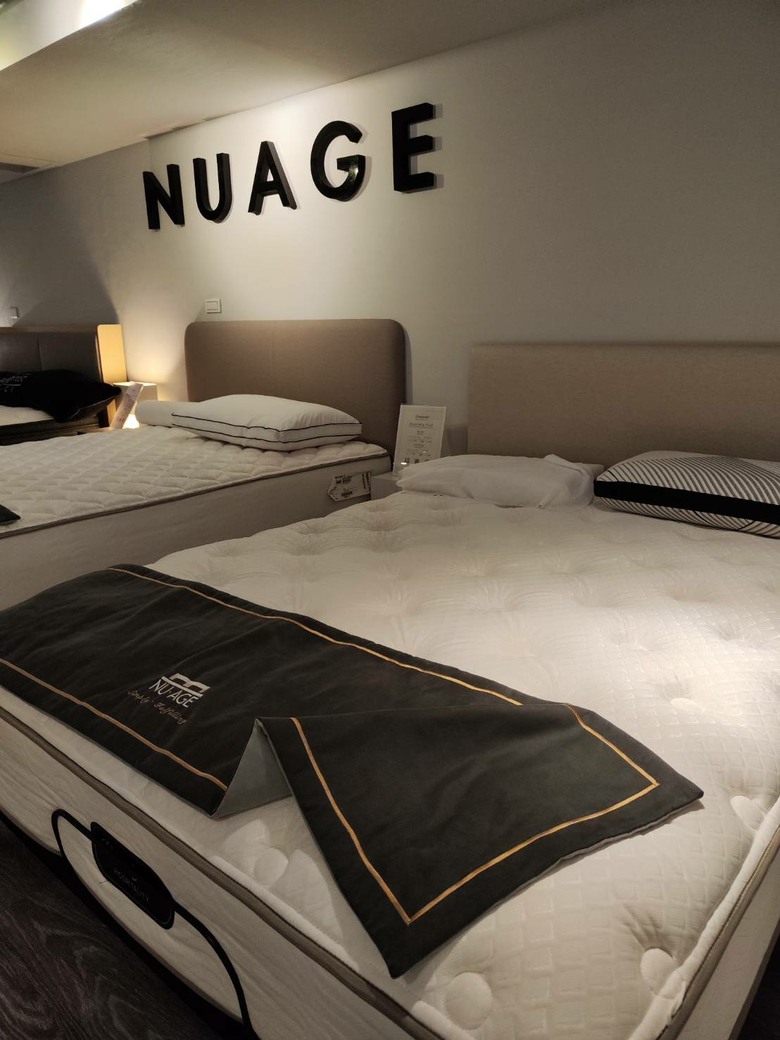 雲朵 NAGUE Simmons Beautyrest Hospitality Plush 購買心得