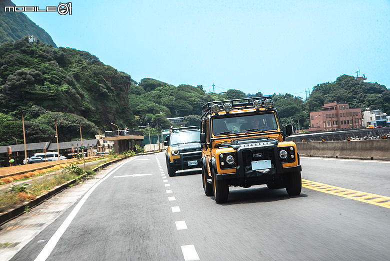 老靈魂與新科技的越野傳承｜Defender Trophy Edition遇上全台唯一90 Works V8 Trophy！