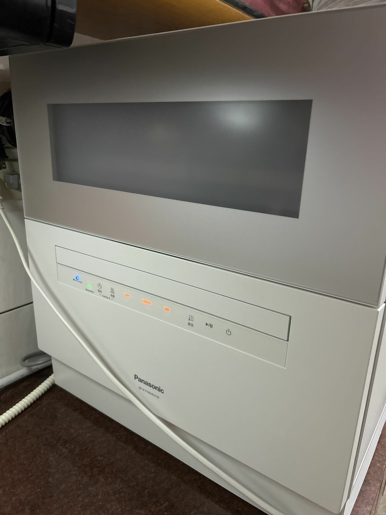 【開箱文】Panasonic NP-K1YWHR2TW 6人份桌上型洗碗機
