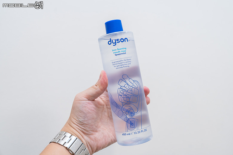 Dyson CameraJet 微鏡噴射電動牙刷登場｜牙刷也有鏡頭＋AI，還能自動噴射漱口水！高單價挑戰旗艦潔牙市場