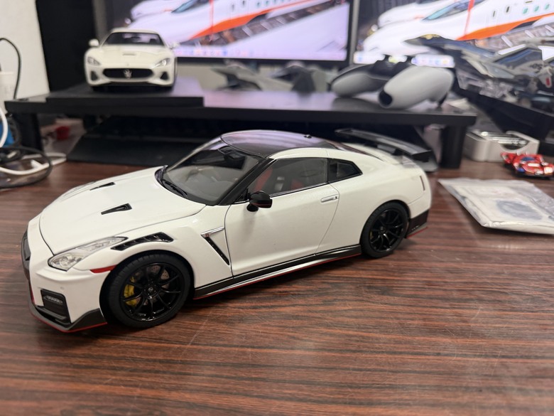 [開箱]1/18 Nissan GT-R Nismo R35 2022