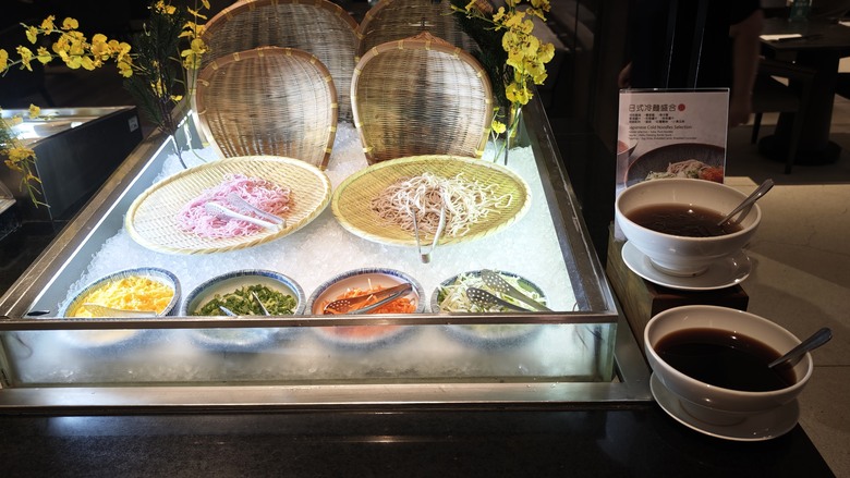 我們家的三天兩夜東部/北部泡湯之旅 - Day1~ Day2 - 礁溪寒沐酒店 / 行政酒廊初體驗 / 回巢農場看動物~