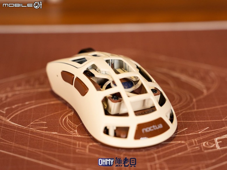 信仰喜+1 貓頭鷹聯名滑鼠 Pulsar Feinmann F01 Noctua Edition