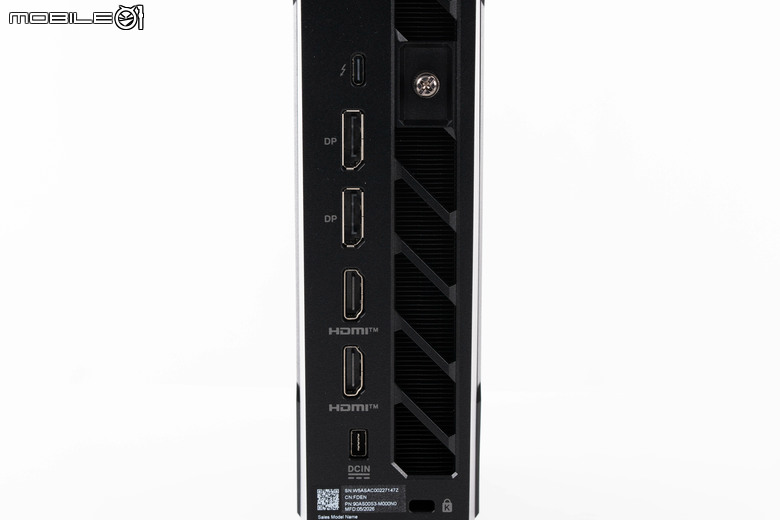 ROG NUC16 Edition 20 電競迷你電腦開箱實測 要價近 20 萬的迷你主機最強之作！