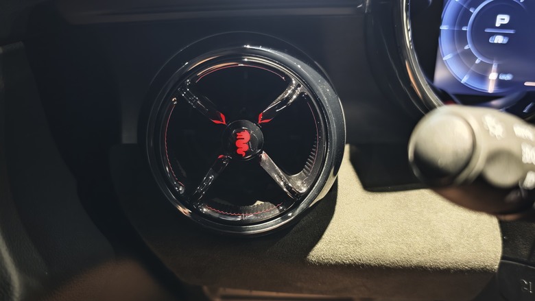 桃園荃程汽車參訪 - 依照Stellantis Brand House 全球規範打造之亞太區第二座據點