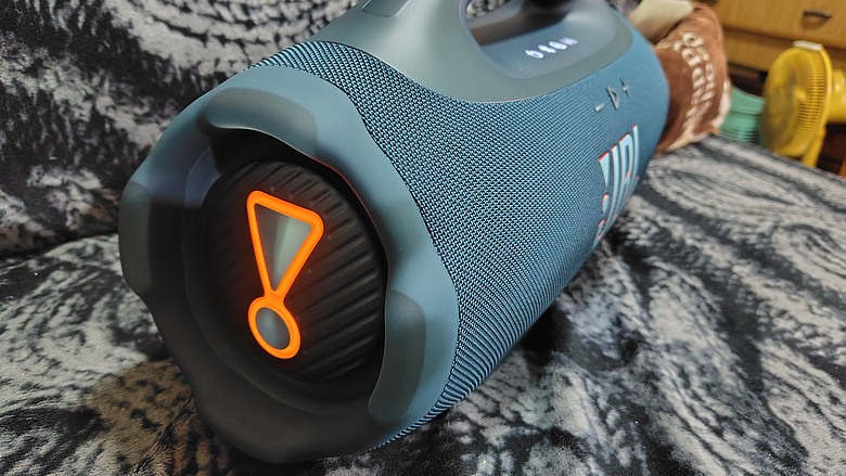 JBL boombox 4開箱 順便蓋大樓說說使用心得