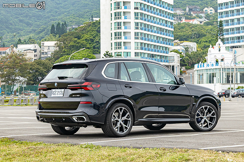 BMW X5 / X6「鉑金版」試駕｜享受高成熟度與更多配備，最末代但最超值！