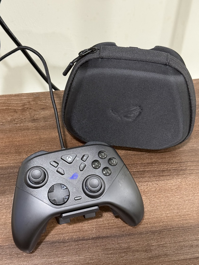 #開箱 ROG Raikiri II Xbox Wireless雷切2