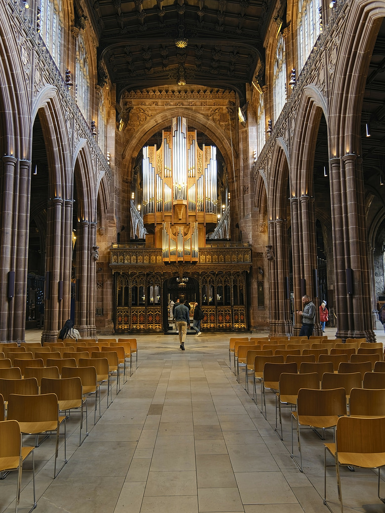 曼徹斯特的光與石：John Rylands Library & Manchester Cathedral