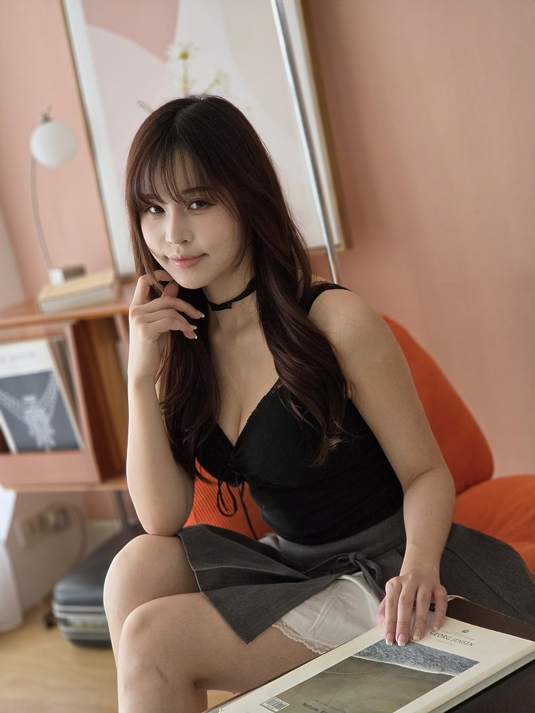 Samsung Galaxy Z Fold8 Ultra 評測報告｜輕薄手感與極致多工的完美平衡！