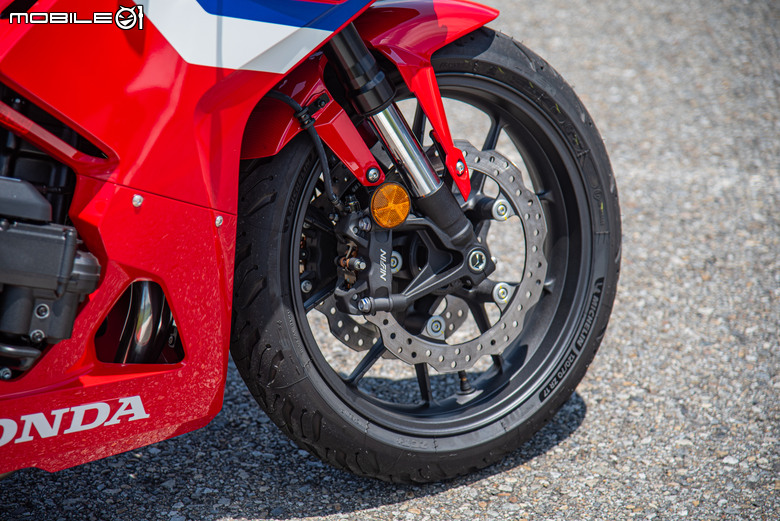 Honda CBR500R E-Clutch 賽道試駕｜非典型快排！另闢蹊徑的換檔體驗
