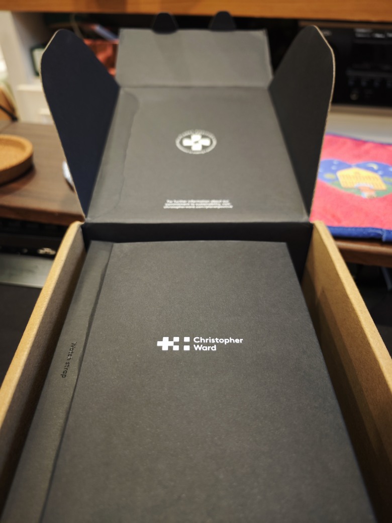 【開箱】CW C60 Trident GMT 黑44mm之 我只是想算一下關稅，然後它就自己跑到我家來了… :(
