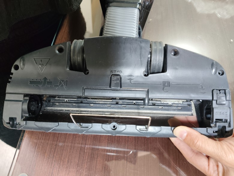 伊萊克斯electrolux吸塵器維修：開啟數秒後自動關機