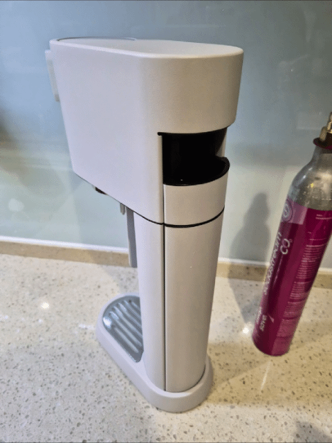 開箱Sodastream ENSO氣泡水機 銀月沙