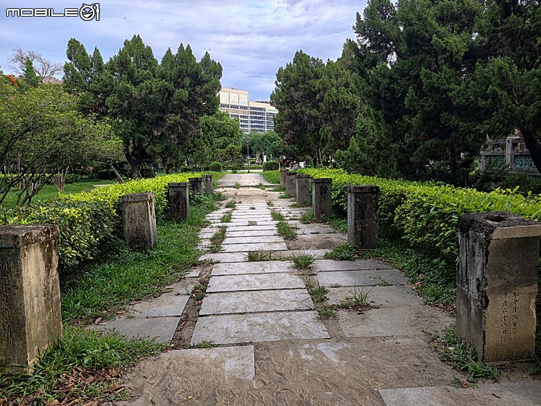 臺中公園、彰化銀行、臺中火車站 — 快閃臺中半天憶童年小旅行