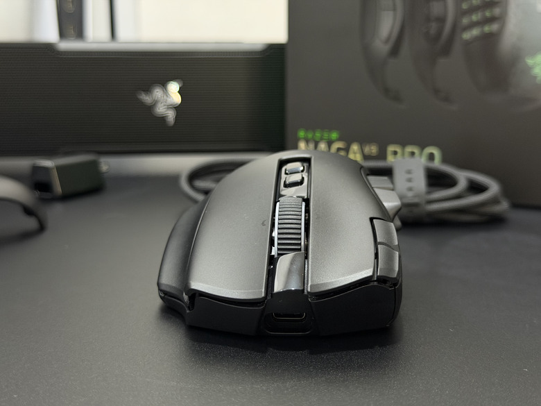 【開箱｜心得】三側板隨心更換，多達23顆自定義按鍵｜Razer Naga V3 Pro