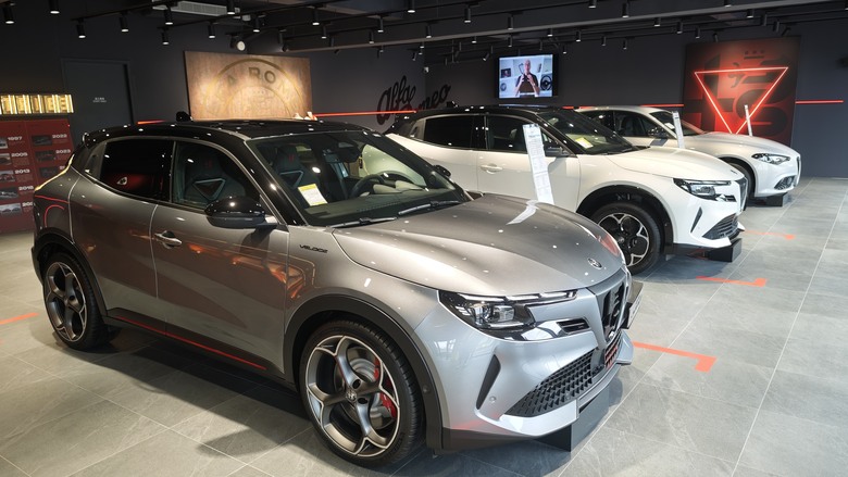 桃園荃程汽車參訪 - 依照Stellantis Brand House 全球規範打造之亞太區第二座據點