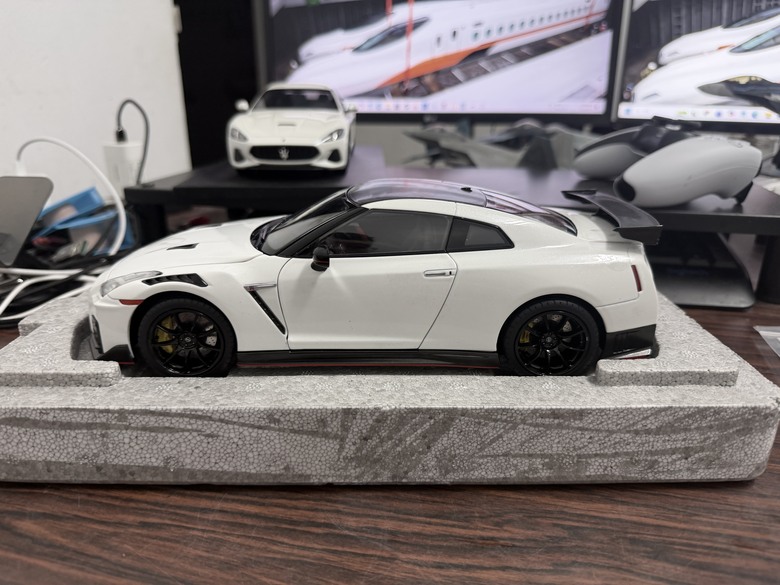 [開箱]1/18 Nissan GT-R Nismo R35 2022