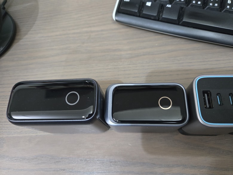 ANKER Prime 智顯充 Pro+ 160W 3接口 智慧屏顯充電器 全協議中國金標版
