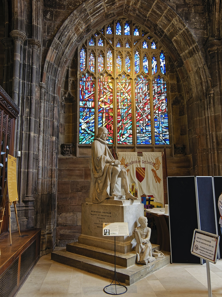 曼徹斯特的光與石：John Rylands Library & Manchester Cathedral