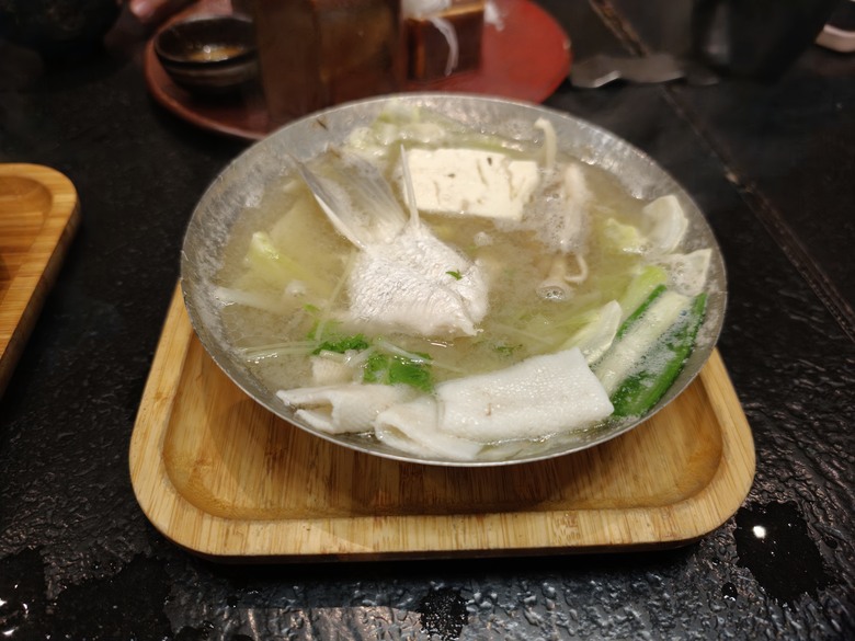 【食記】藝奇日式料理 高雄夢時代店 ｜餐點水準之上 服務細節差一點滿分