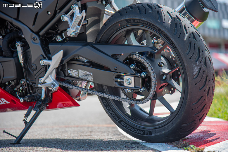 Honda CBR500R E-Clutch 賽道試駕｜非典型快排！另闢蹊徑的換檔體驗