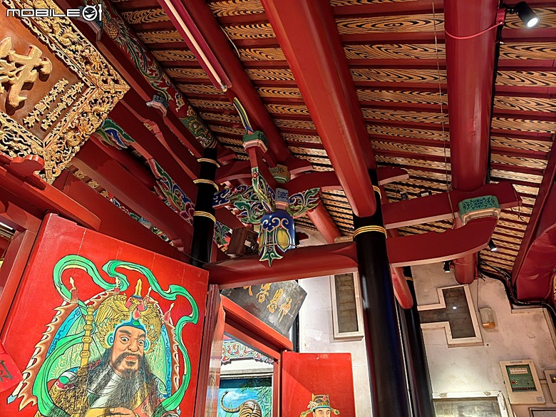 赤崁樓、祀典武廟、祀典大天后宮、開基靈祐宮、開基天后宮…,還有阿江炒鱔魚與成功路米糕 — 臺南市區國定古蹟之一夜遊不完