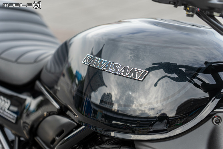 點我看大圖 KAWASAKI Z900RS 黑球試駕|經典好球不退色,只隨時間淬鍊