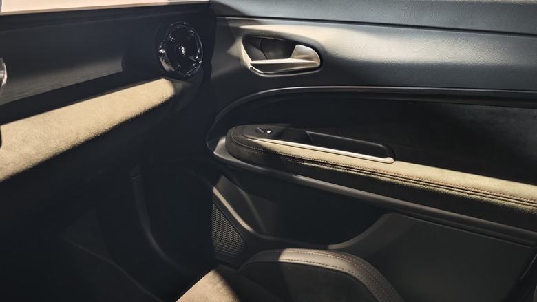 桃園荃程汽車參訪 - 依照Stellantis Brand House 全球規範打造之亞太區第二座據點