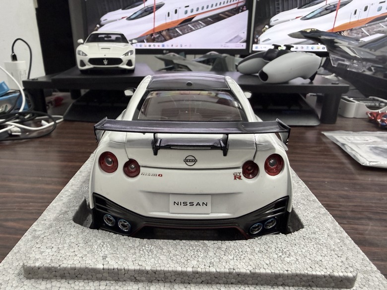 [開箱]1/18 Nissan GT-R Nismo R35 2022