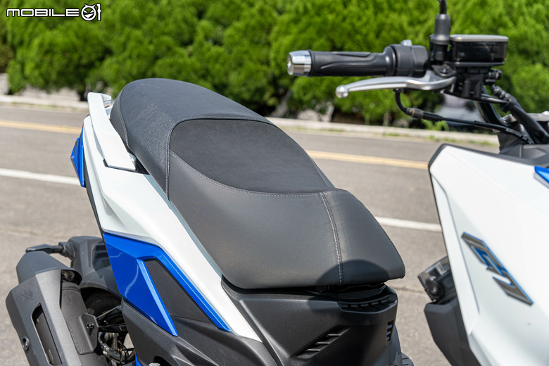 點我看大圖 KYMCO G7 試駕|電推輕量轉生,旗艦跑旅降臨