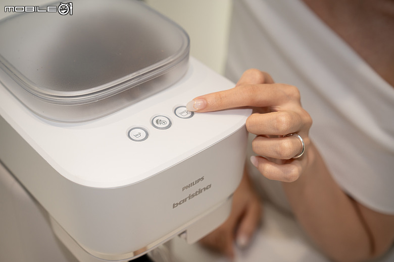 飛利浦 Philips Baristina 一滑即萃義式咖啡機開箱實測|一滑完成現磨咖啡,讓每天在家喝精品咖啡變得更簡單