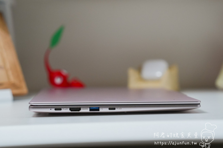 【開箱評測】Acer Swift Air 14 SFA14-71M-594B｜約1kg、2.8K OLED、32GB 記憶體值得買嗎？