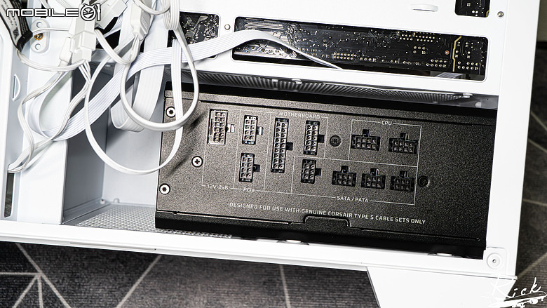 【開箱】賊船MATX海景殼 | CORSAIR 2800X RS-R ARGB WEHITE