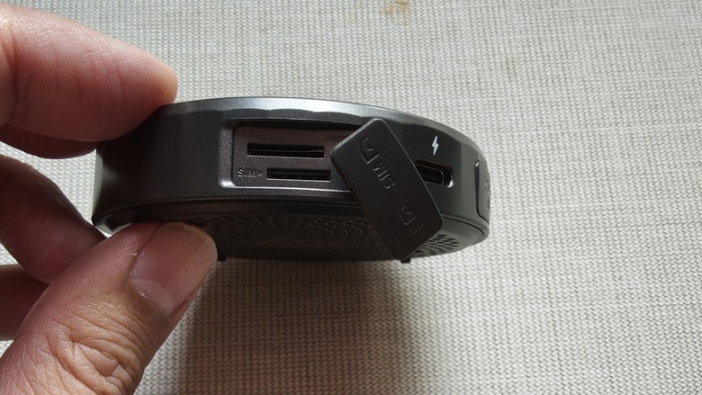 我的車載智能娛樂系統 - Ottocast OttoAibox P3 Pro 開箱分享~