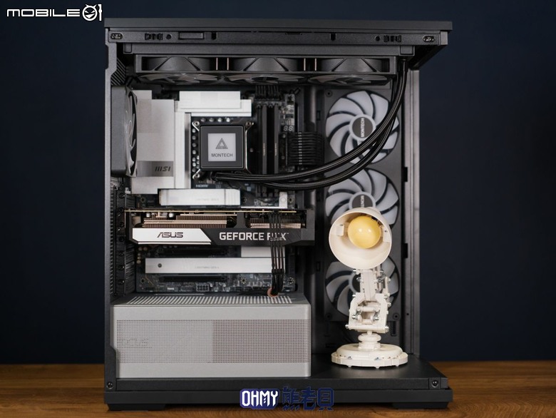效能、價格我都要！君主 TG3海景機殼 ft. PureFlow ARGB 水冷散熱器
