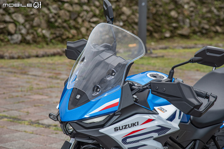 點我看大圖 2026 SUZUKI SV-7GX 試駕報告|V雙風味依然經典,熱血可以更加舒適!