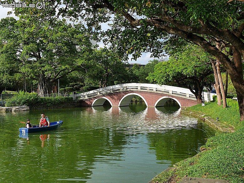 臺中公園、彰化銀行、臺中火車站 — 快閃臺中半天憶童年小旅行
