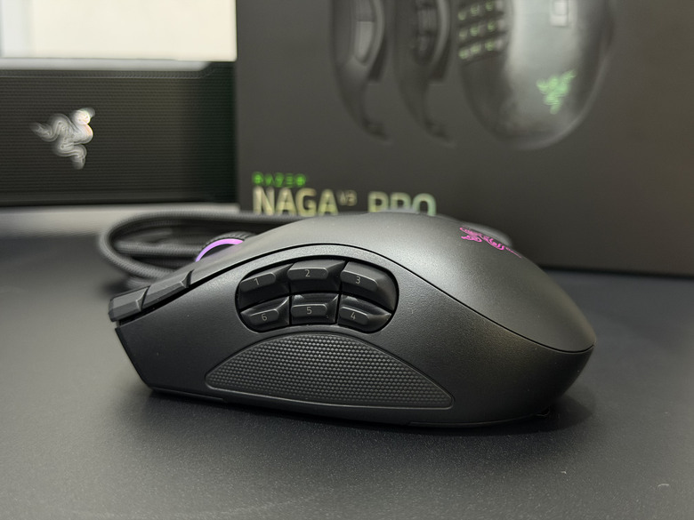 【開箱｜心得】三側板隨心更換，多達23顆自定義按鍵｜Razer Naga V3 Pro