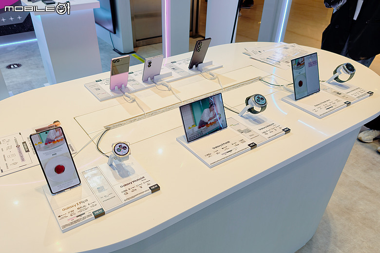 Samsung Galaxy Z 摺疊系列預購爆紅|台灣銷量勁揚三成、Z Fold8 佔比高達五成!